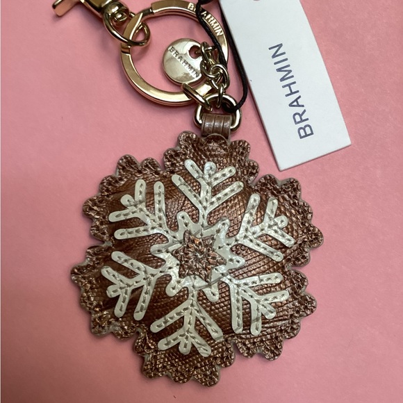 Brahmin Snowflake key fob - Picture 1 of 1